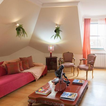 Flh Chic Chiado Exotic Spacious Residence Lisbona Esterno foto