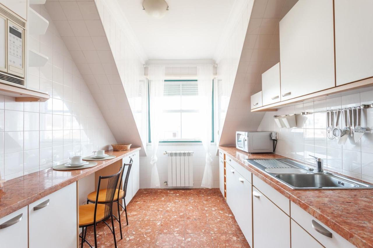 Flh Chic Chiado Exotic Spacious Residence Lisbona Esterno foto